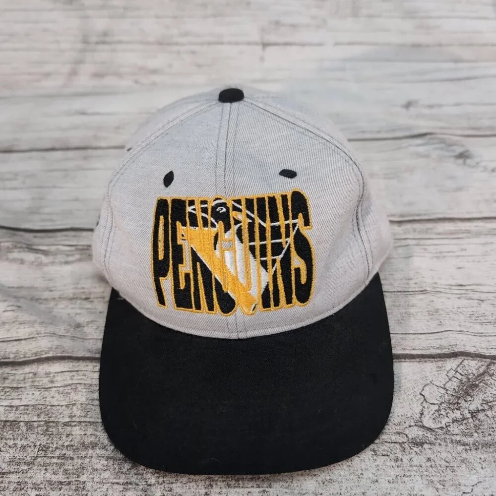 Vintage 1992 NHL Pittsburgh Penguins Snapback Hat – Unisex One Size